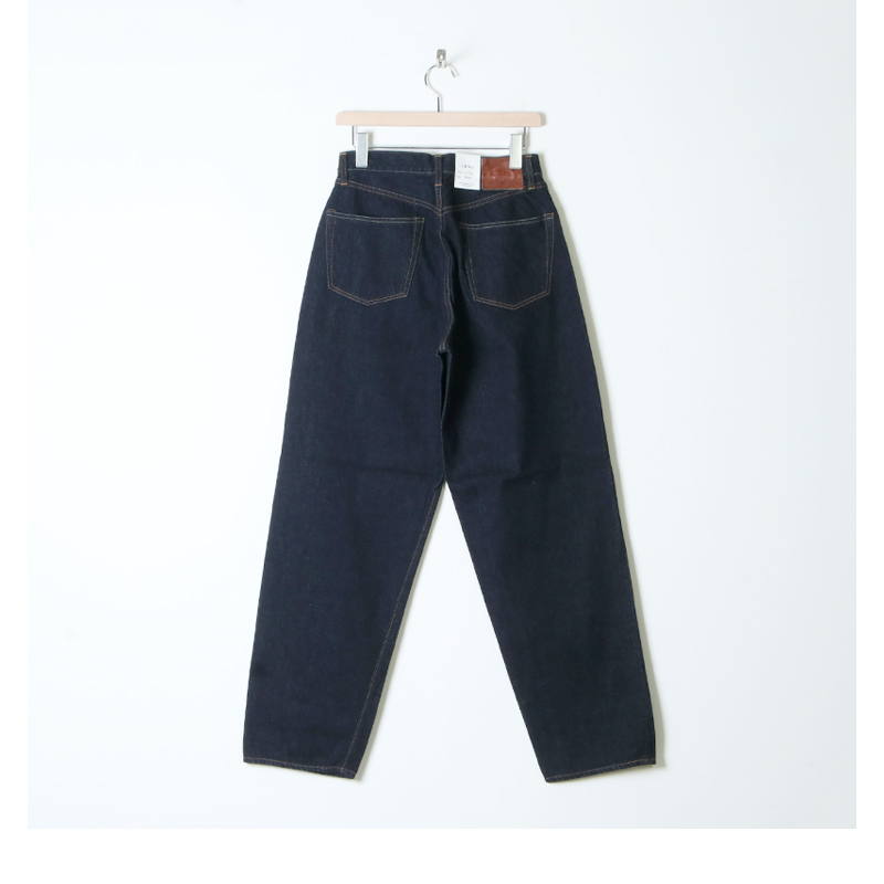 LENO() LOOSE TAPERED JEANS