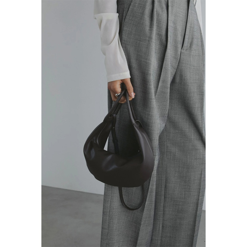 MANOF(ޥΥ) HANDLE MOON BAG