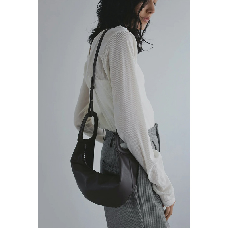 MANOF(ޥΥ) HANDLE MOON BAG
