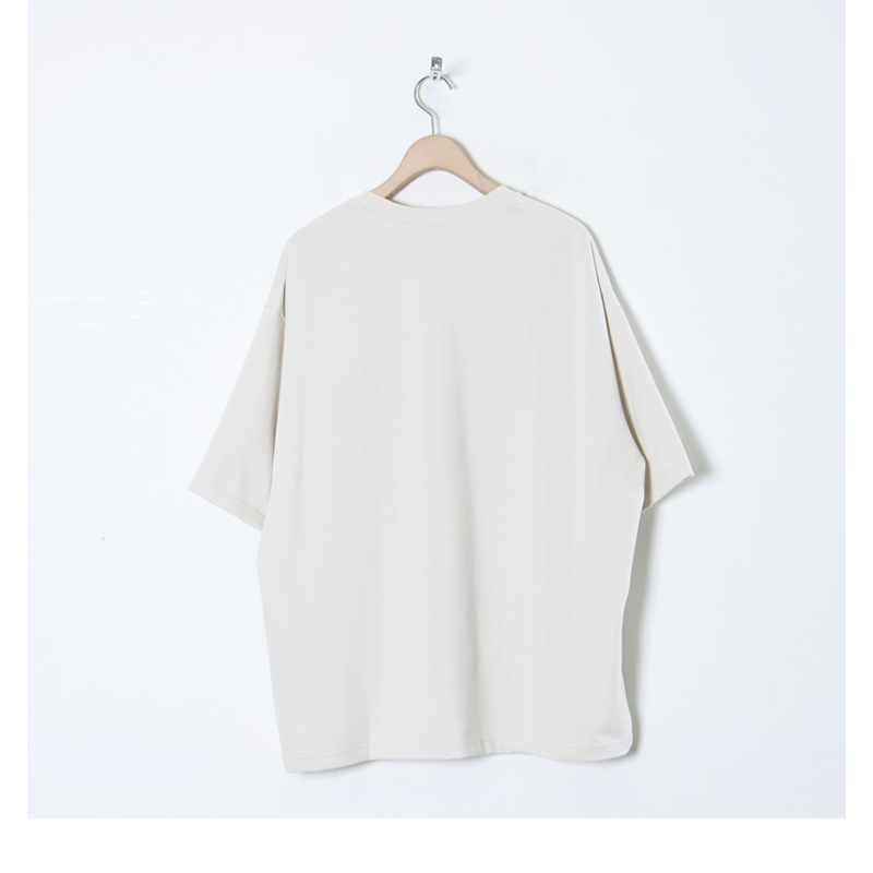 marka(ޡ) LOOSE FIT POCKET TEE