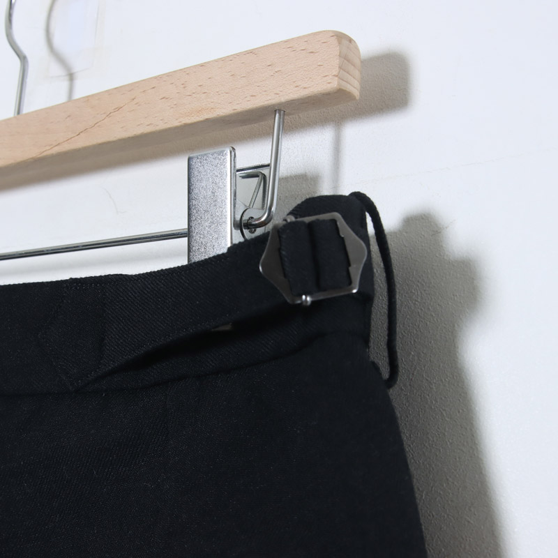 marka(ޡ) TWO TUCK BAGGY TROUSERS