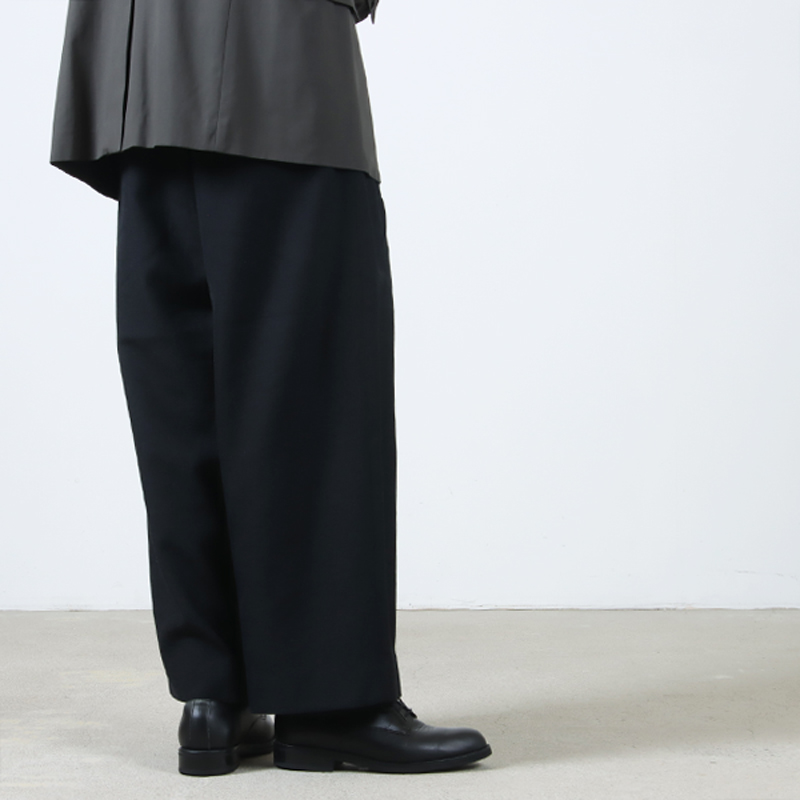 marka(ޡ) TWO TUCK BAGGY TROUSERS