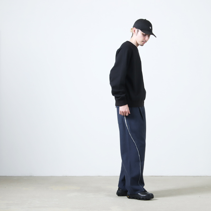 marka(ޡ) RAGLAN CREW NECK