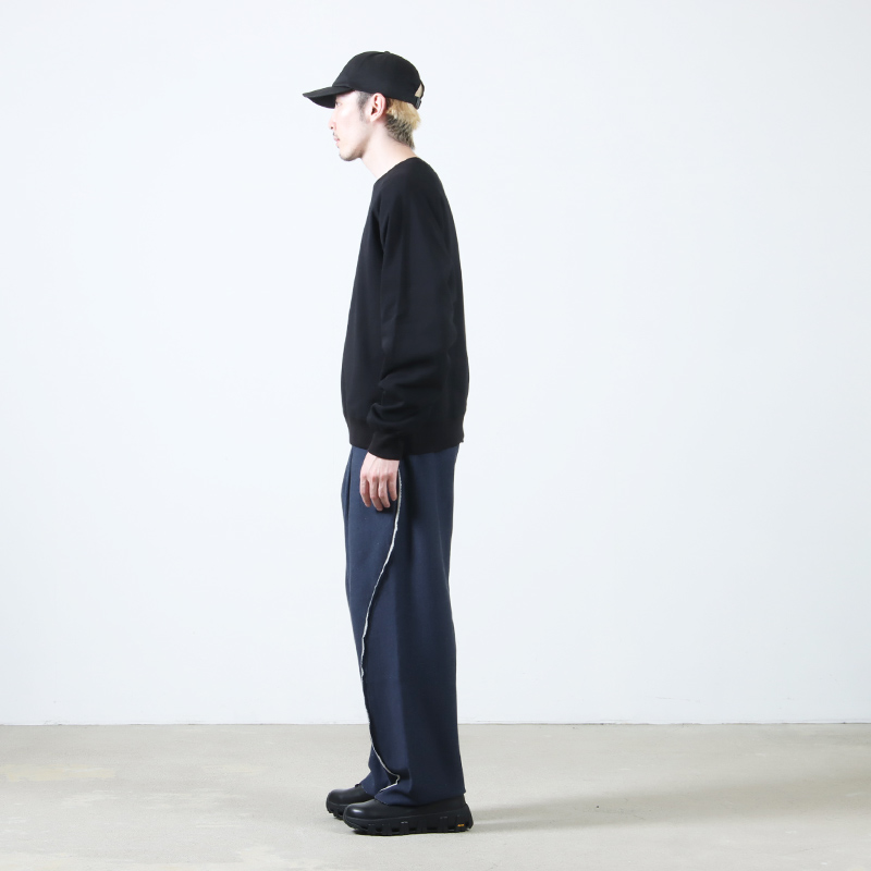 marka(ޡ) RAGLAN CREW NECK
