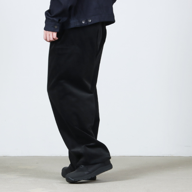 MODMNT(ɥ) WIDE CORDUROY PANTS