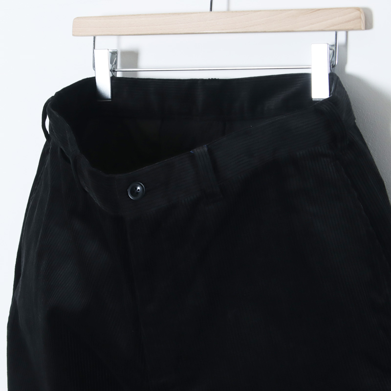 MODMNT(ɥ) WIDE CORDUROY PANTS