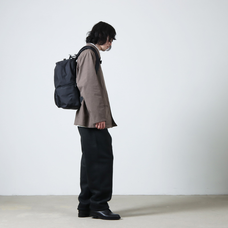 MONOLITH (モノリス) BACKPACK PRO SOLID M BLACK / バックパック プロ ソリッド M