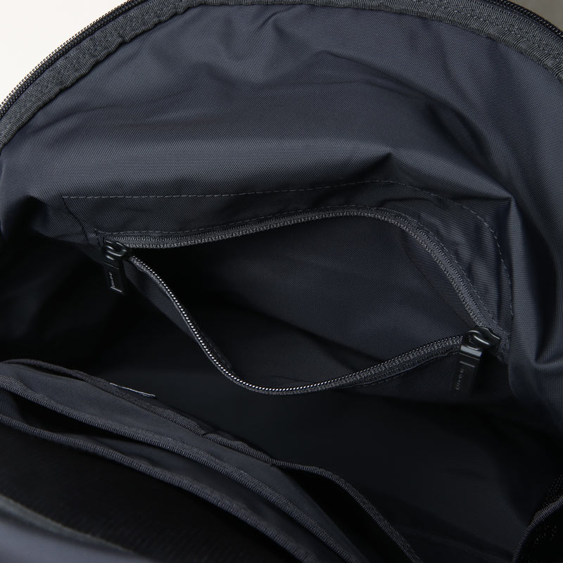 MONOLITH(Υꥹ) BACKPACK STANDARD SOLID S BLACK