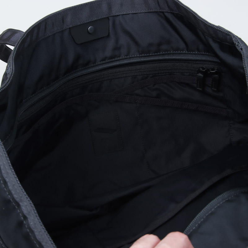 MONOLITH(Υꥹ) TOTE STANDARD M GRAY