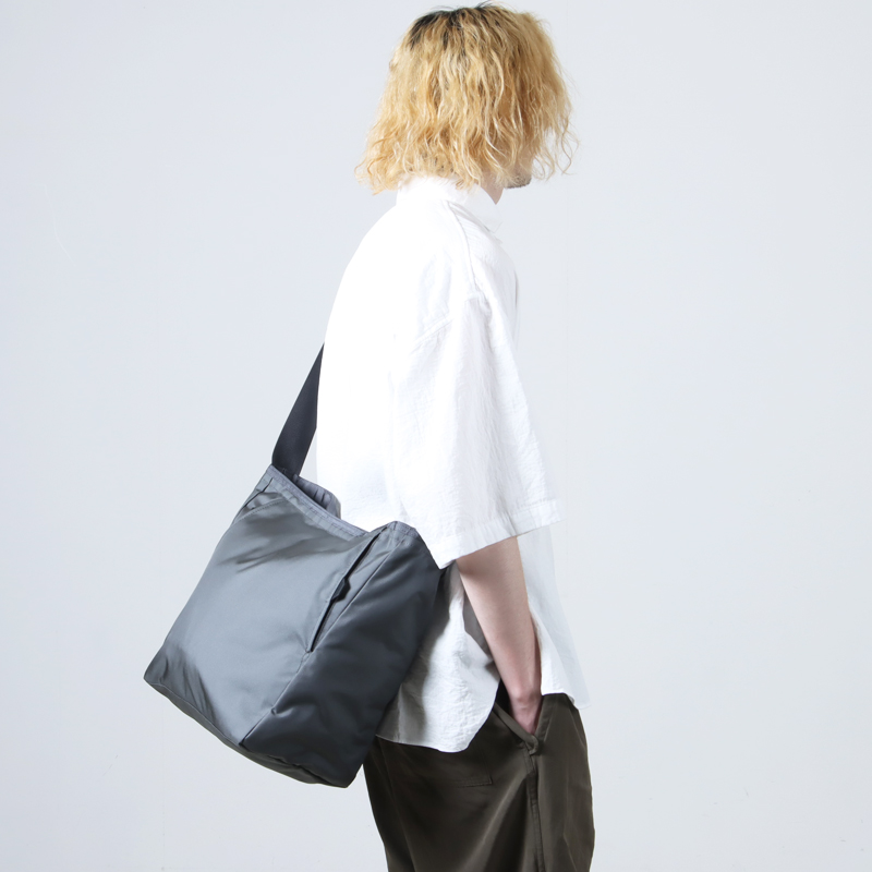 MONOLITH(Υꥹ) SHOULDER STANDARD HEXA M