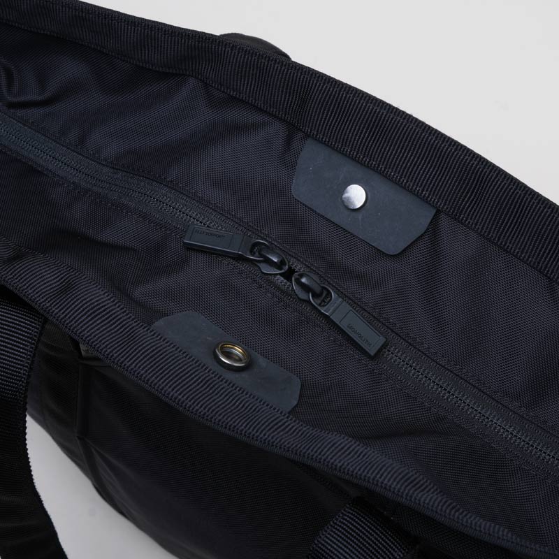 MONOLITH(��Υꥹ) TOTE STANDARD S