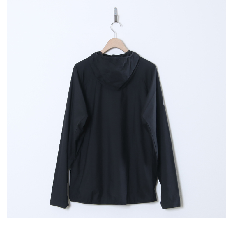 Mountain Hardwear(�ޥ���ƥ�ϡ��ɥ�����) ��������������ա��ǥ����㥱�å�