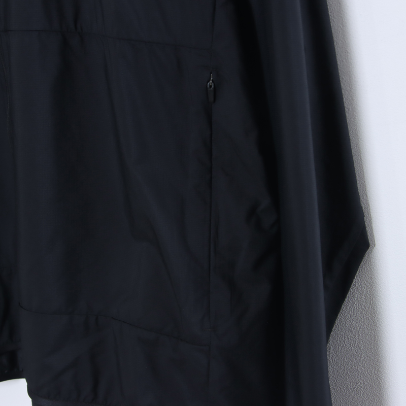 Mountain Hardwear(�ޥ���ƥ�ϡ��ɥ�����) ��������������ա��ǥ����㥱�å�