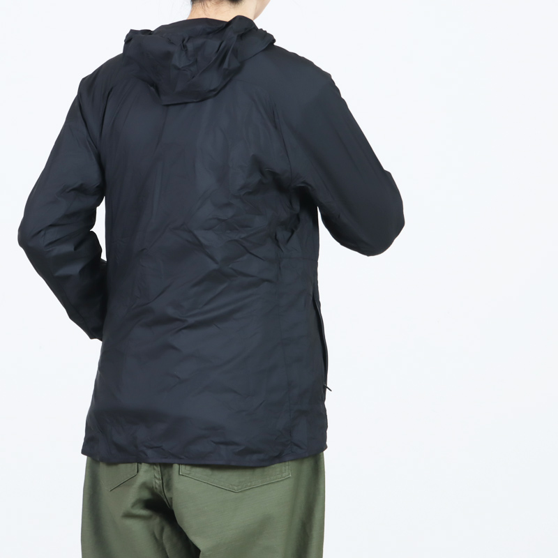 Mountain Hardwear(�ޥ���ƥ�ϡ��ɥ�����) ��������������ա��ǥ����㥱�å�