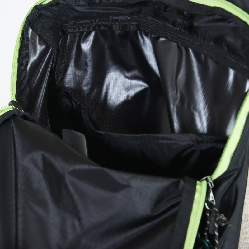 Mountain Hardwear(�ޥ���ƥ�ϡ��ɥ�����) ����ȥ�饤�ȥ�������15