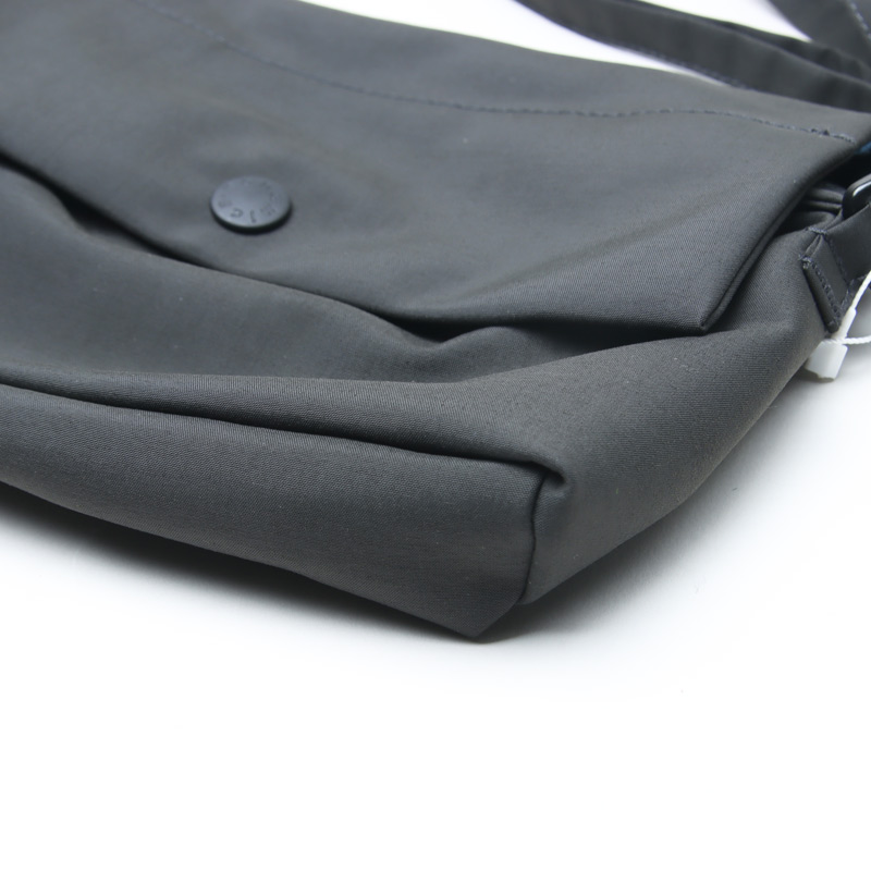 nanamica(ʥʥߥ) 2L PERTEX Cartridge Bag