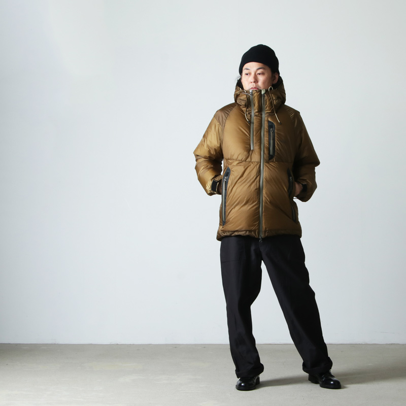 NANGA(ʥ) AURORA LIGHT DOWN JACKET