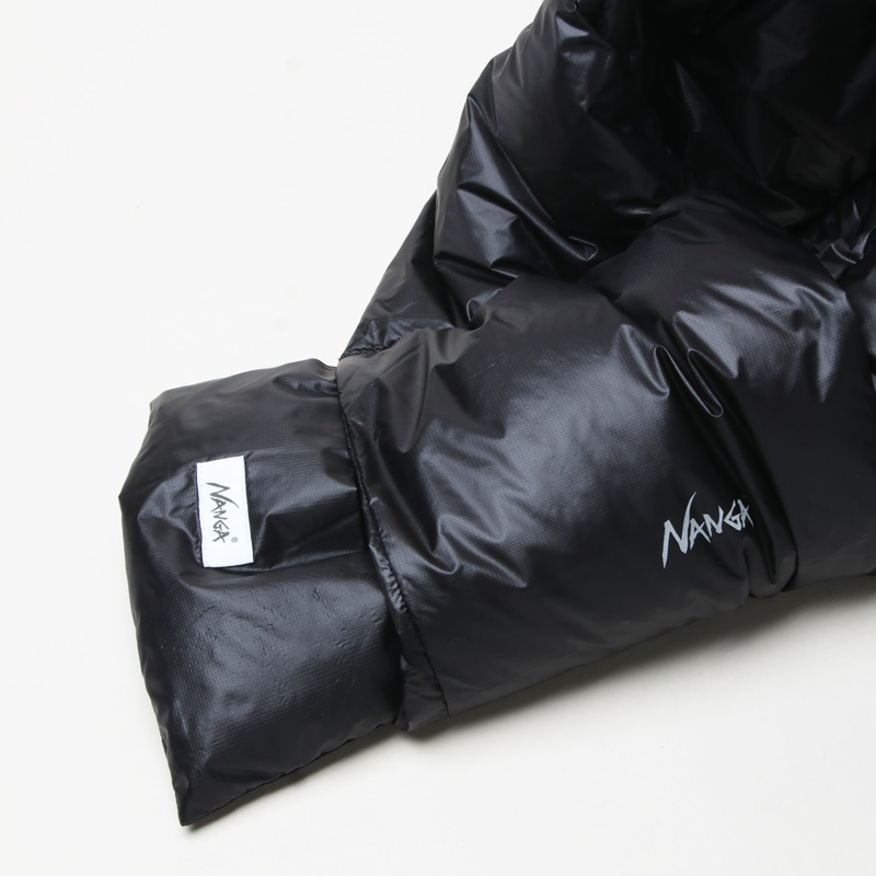 NANGA(ʥ) PORTABLE LIGHT DOWN MUFFLER