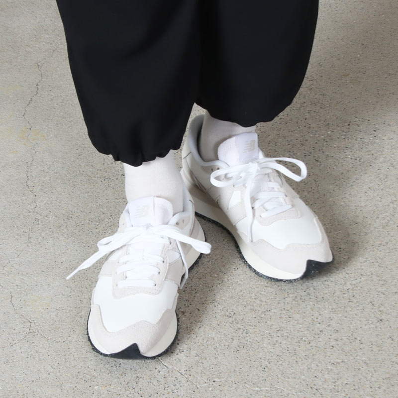 NEW BALANCE(�˥塼�Х��) 237 White