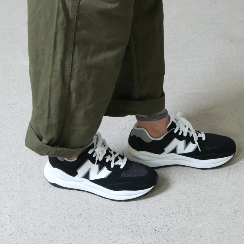 NEW BALANCE (ãã¥ã¼ãã©ã³ã¹) M5740