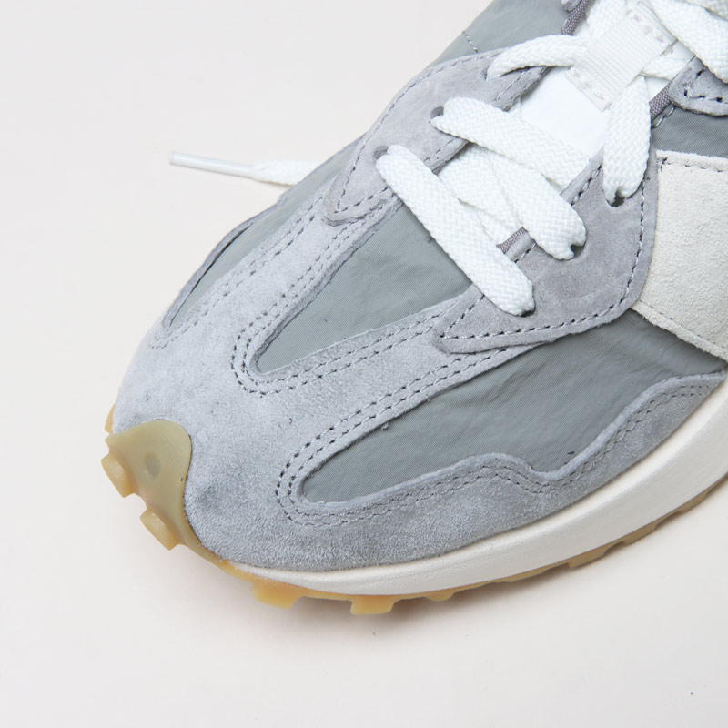 NEW BALANCE(˥塼Х) MS327