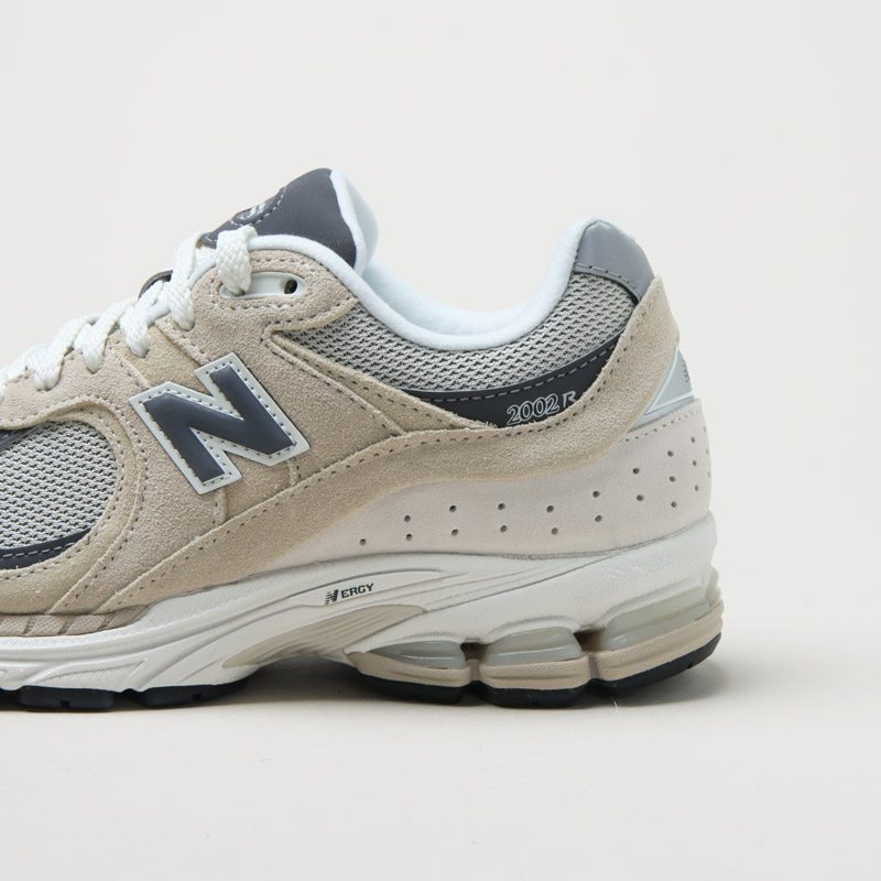 NEW BALANCE(˥塼Х) M2002R