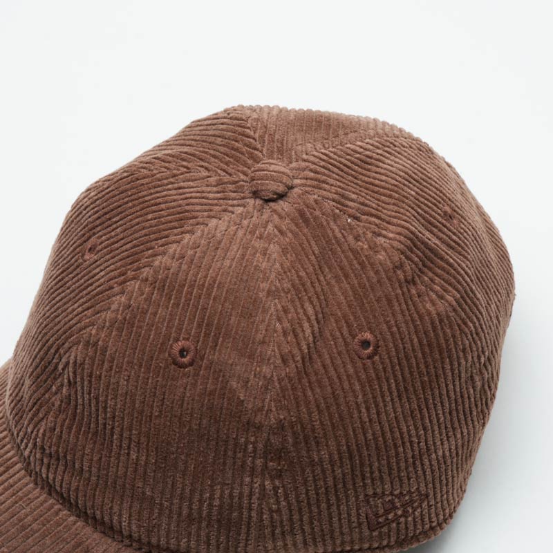 NEW ERA(�˥塼����) 9TWENTY �١����å� Corduroy �����ǥ���� �֥饦��