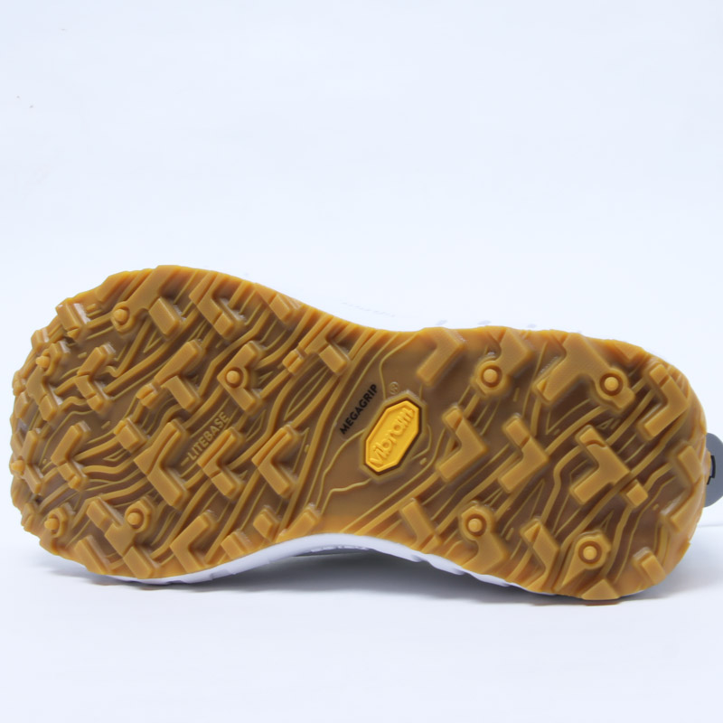 norda(Υ) 001AWhite Gum