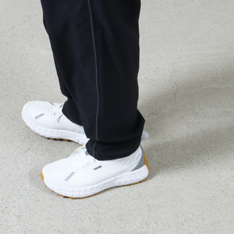norda(Υ) 001AWhite Gum