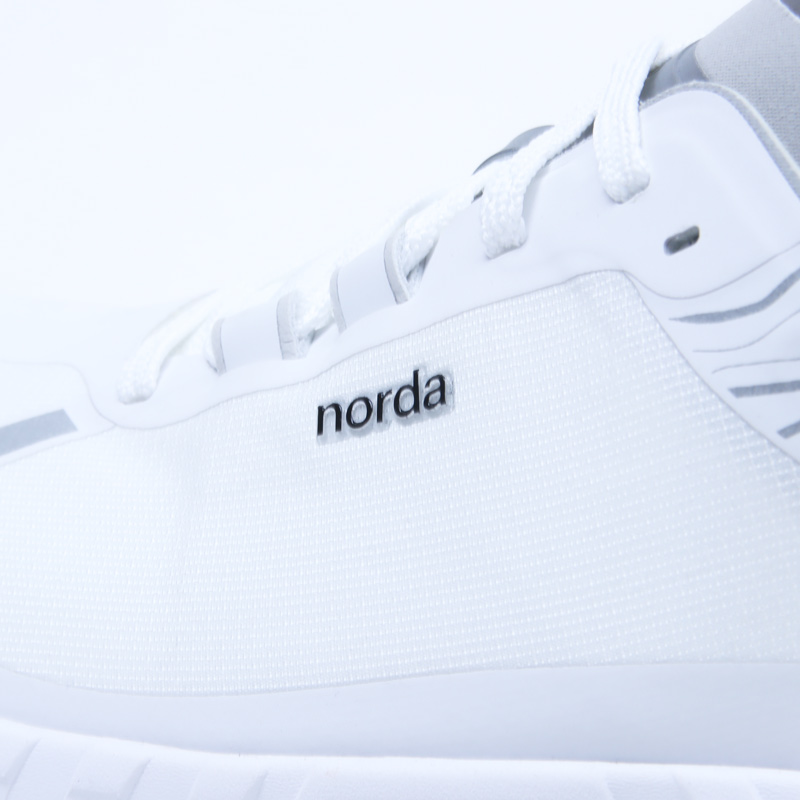 norda(Υ) 001AWhite Gum