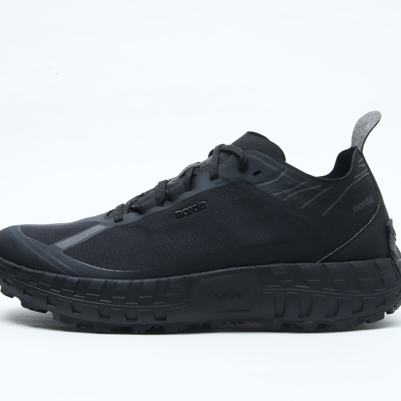 norda(Υ) 001AStealth Black