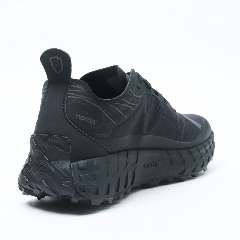 norda(Υ) 001AStealth Black