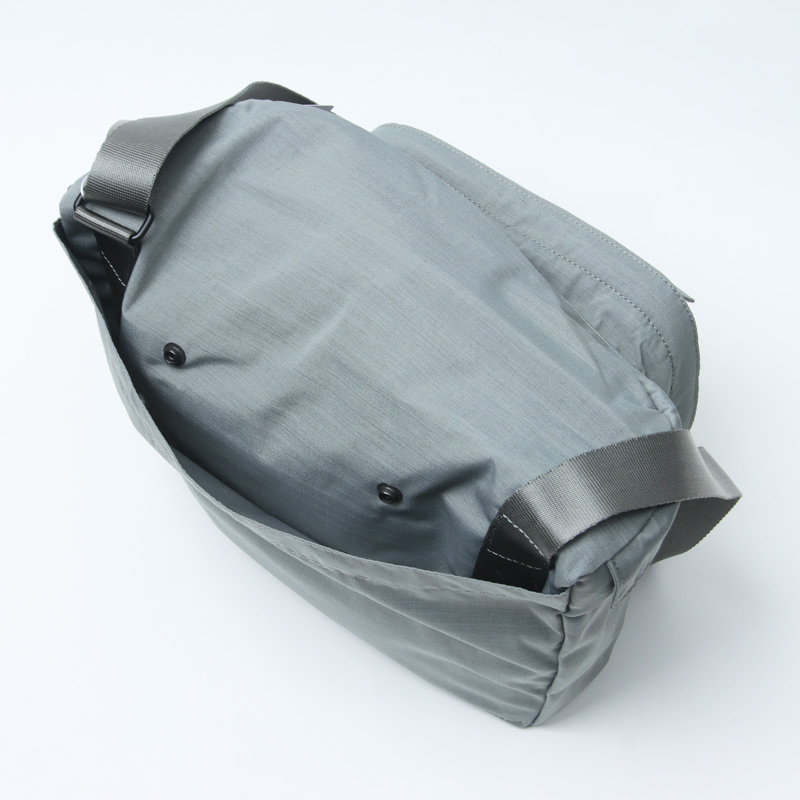THE NORTH FACE PURPLE LABEL( Ρե ѡץ졼٥) Mountain Wind Shoulder Bag