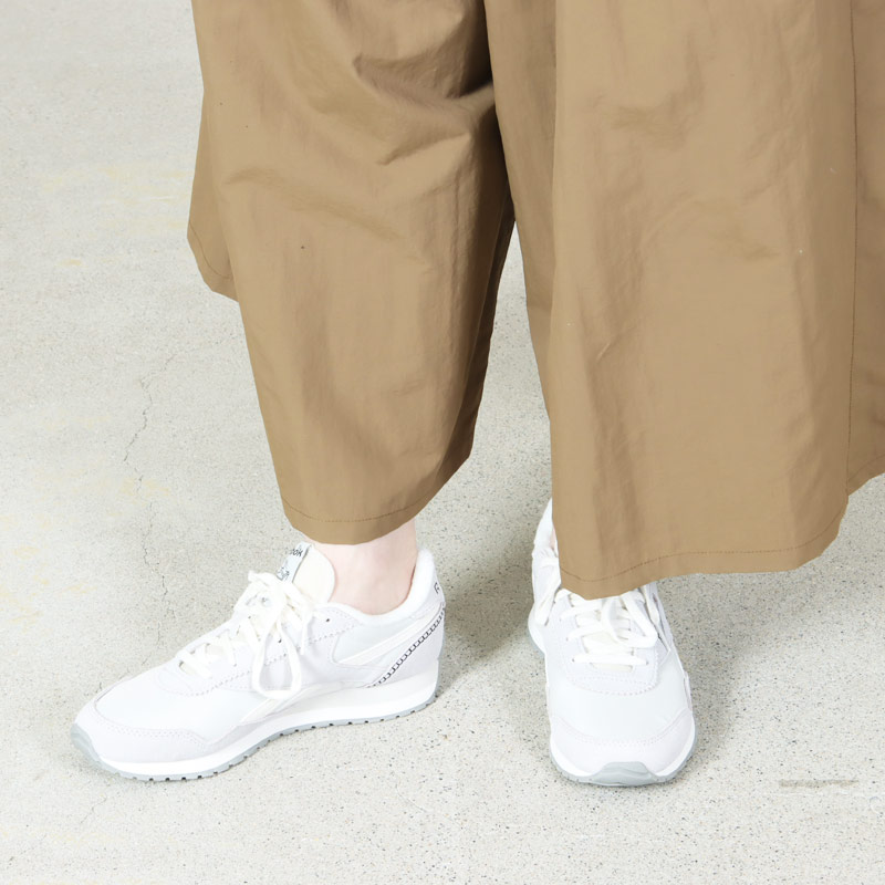 Reebok(�꡼�ܥå�) CLASSIC AZ