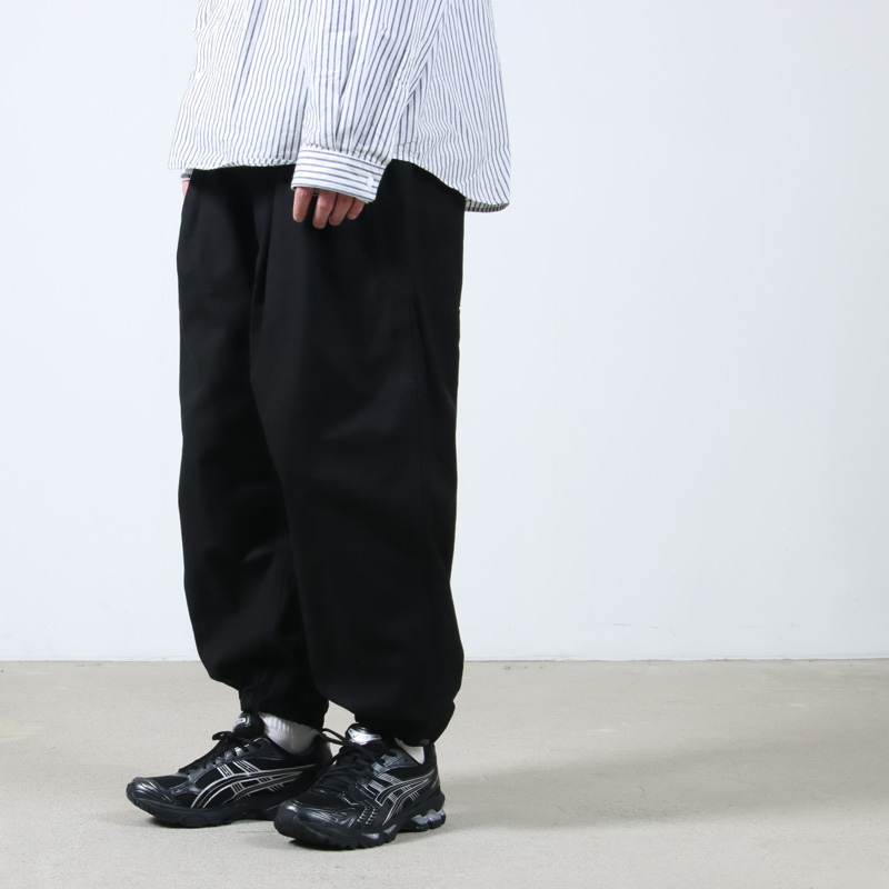 roundabout(饦Х) Cotton Serge 3tuck Big Balloon Pants