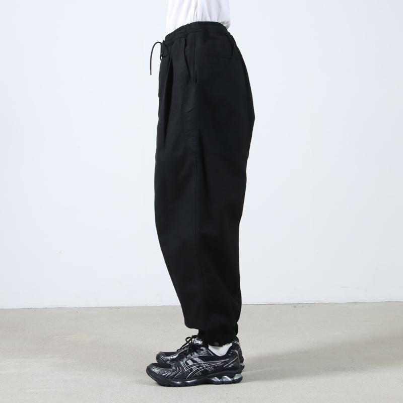 roundabout(饦Х) Cotton Serge 3tuck Big Balloon Pants