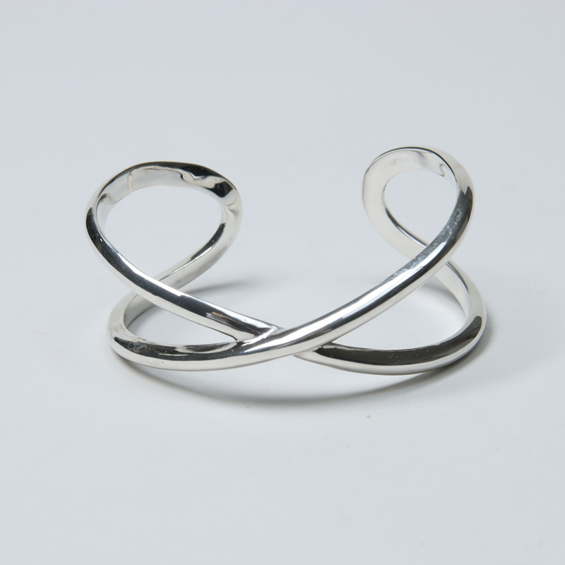 roundabout(饦Х) Silver Cross-Over Bangle