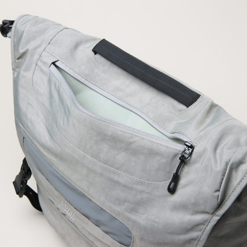 SEDAN ALL-PURPOSE(セダンオールパーパス) Overdyed Nylon Messenger Bag