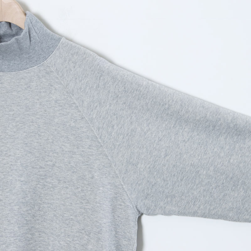 Soglia(ꥢ) NERDS High Neck Sweat