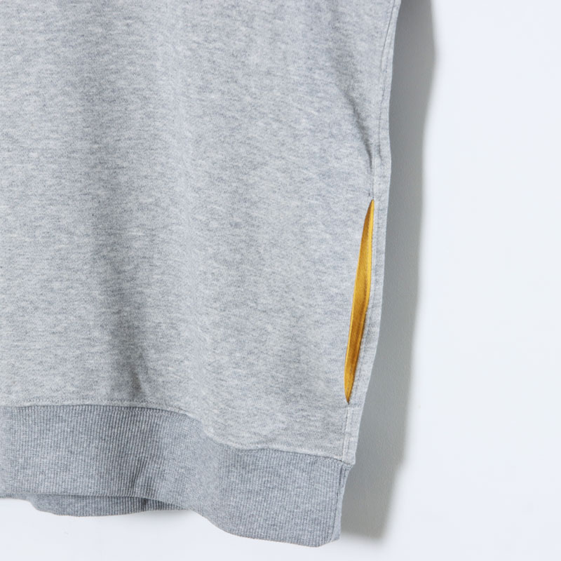 Soglia(ꥢ) NERDS High Neck Sweat