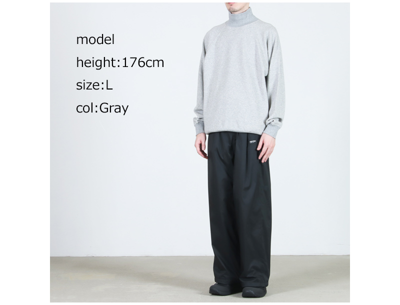 Soglia(ꥢ) NERDS High Neck Sweat