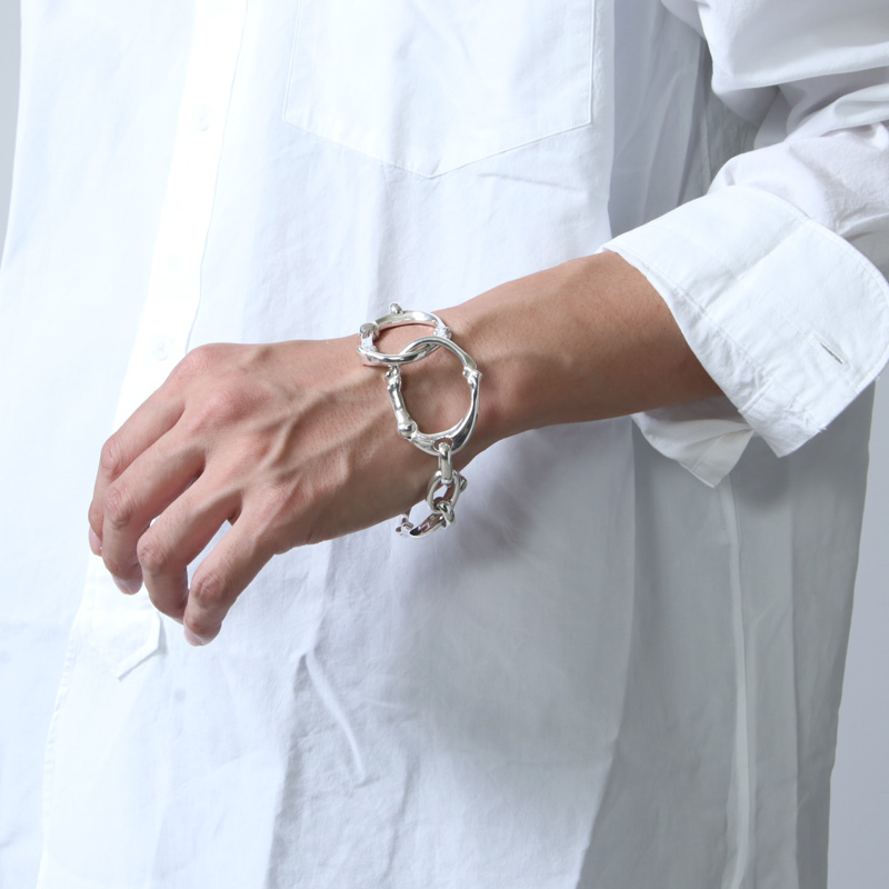 bone shaped carabiner bracelet. L プレスレット-