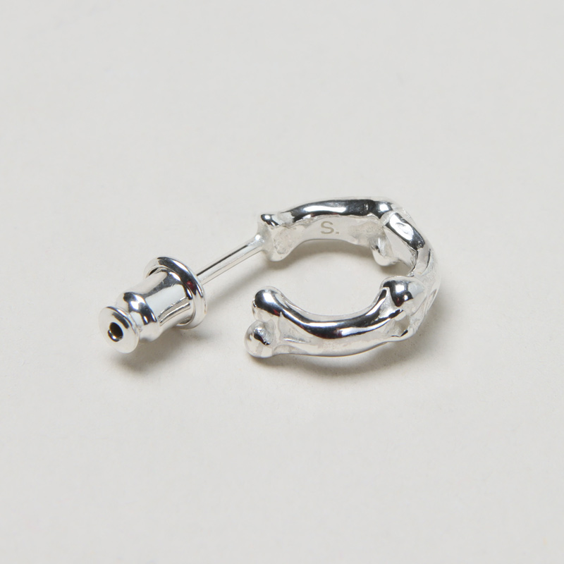 TAKAHIROMIYASHITATheSoloist. (タカヒロミヤシタザソロイスト) bone shaped earrings.-S-(9mm)  / ボーンシェイプドイヤリング