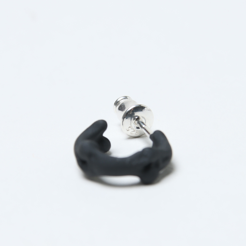 TAKAHIROMIYASHITATheSoloist.(ҥߥ䥷) bone shaped earrings.-S- 9mm