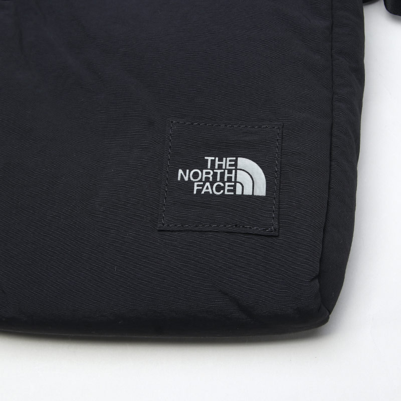 THE NORTH FACE(Ρե) City Voyager Cross Body