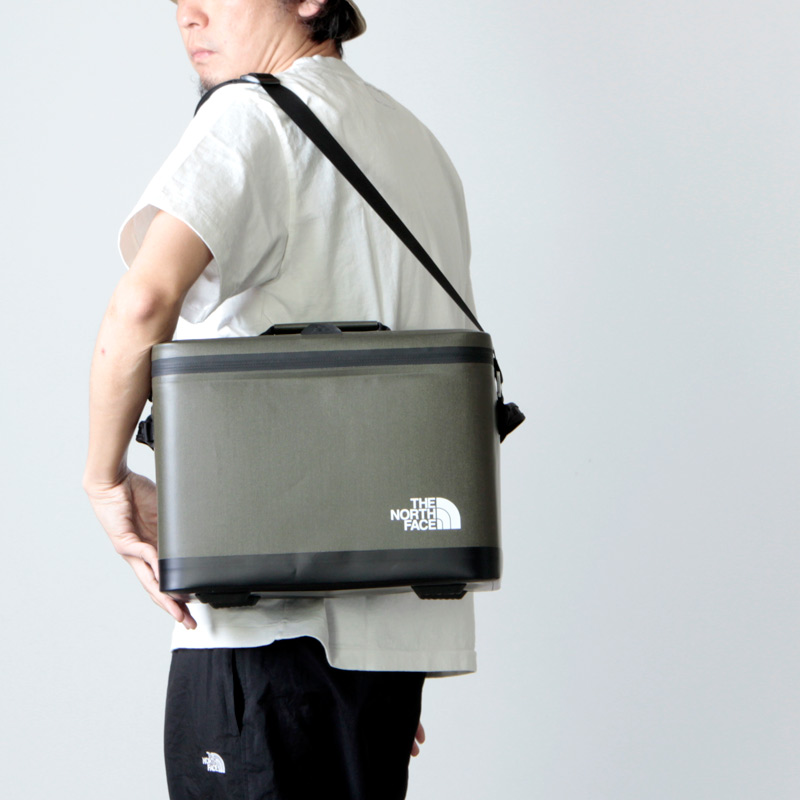 THE NORTH FACE (ザノースフェイス) Fieludens Cooler 12 / フィルデンスクーラー 12L