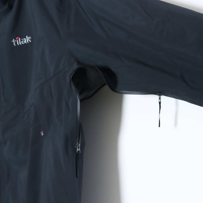 tilak(ƥå) Storm Jacket