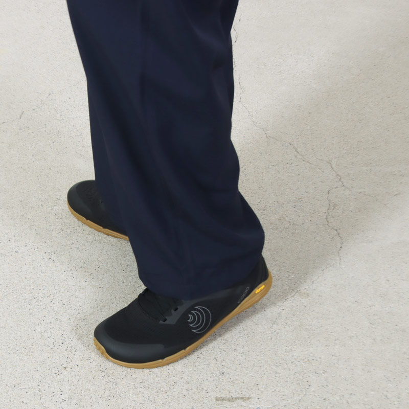 Topo Athletic(�ȥݥ�����ƥ��å�) CONNECT