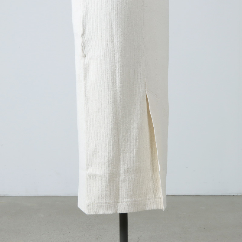 unfil (アンフィル) stretch raw silk ribbed-jersey pencil skirt 