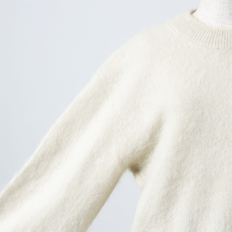 unfil(ե) royal baby alpaca fur cropped sweater
